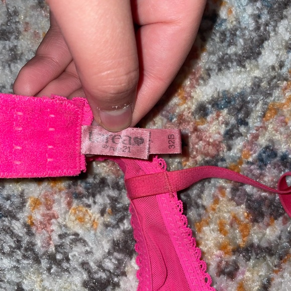Nice pink laced sexy valentines day bra 👙 sz 32B - Picture 10 of 13